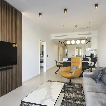 Apartment Luxurioeses Mit Pool Und Garage Am Poniente Beach! By Interhome