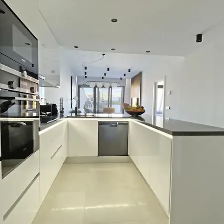 Luxurioeses Mit Pool Und Garage Am Poniente Beach! By Interhome Apartment *