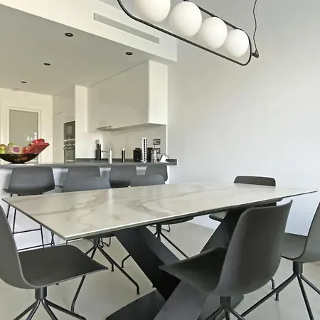 Luxurioeses Mit Pool Und Garage Am Poniente Beach! By Interhome *