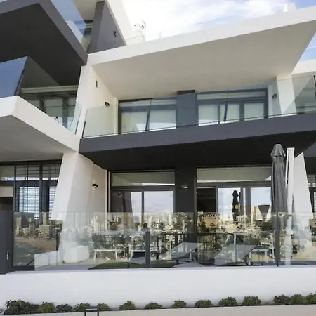 Luxurioeses Mit Pool Und Garage Am Poniente Beach! By Interhome Apartment *